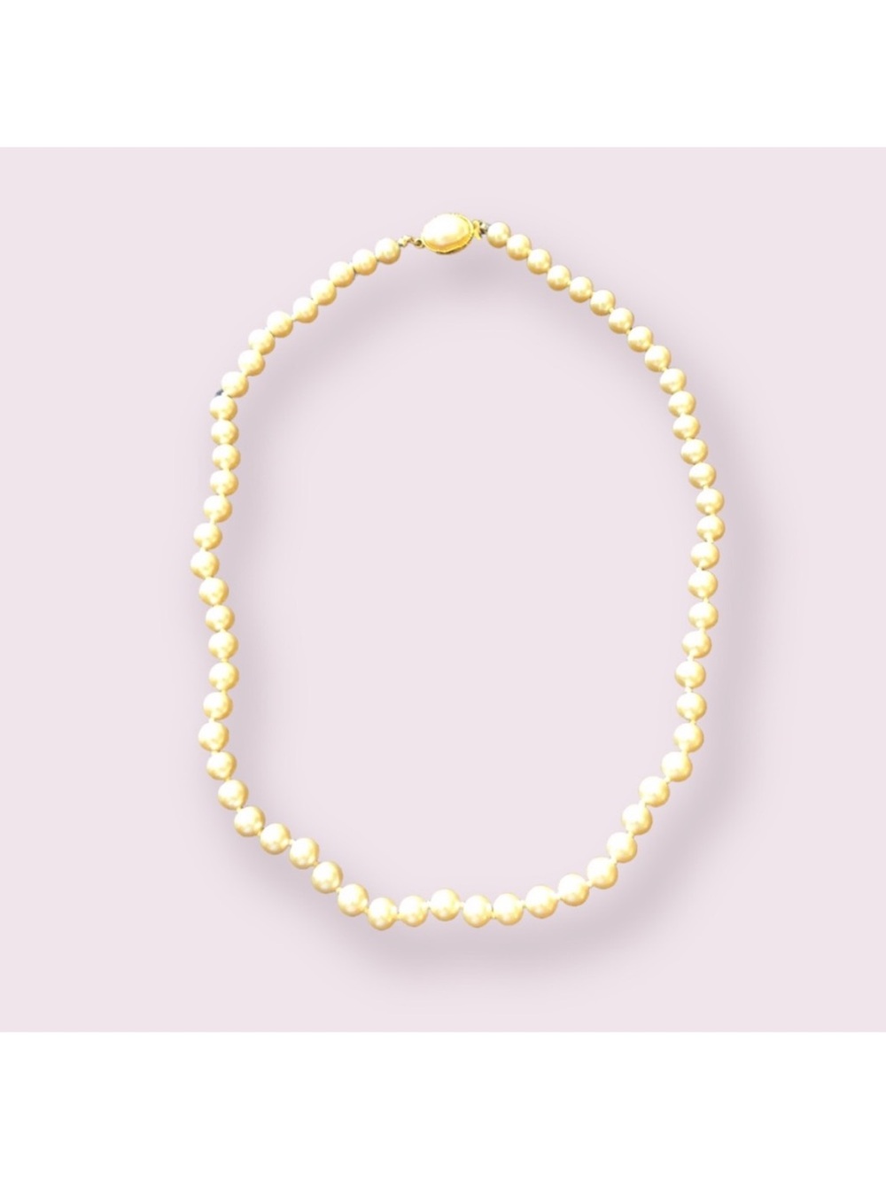 Neiman Marcus Vintage Faux Pearl Necklace Signed NM 21”